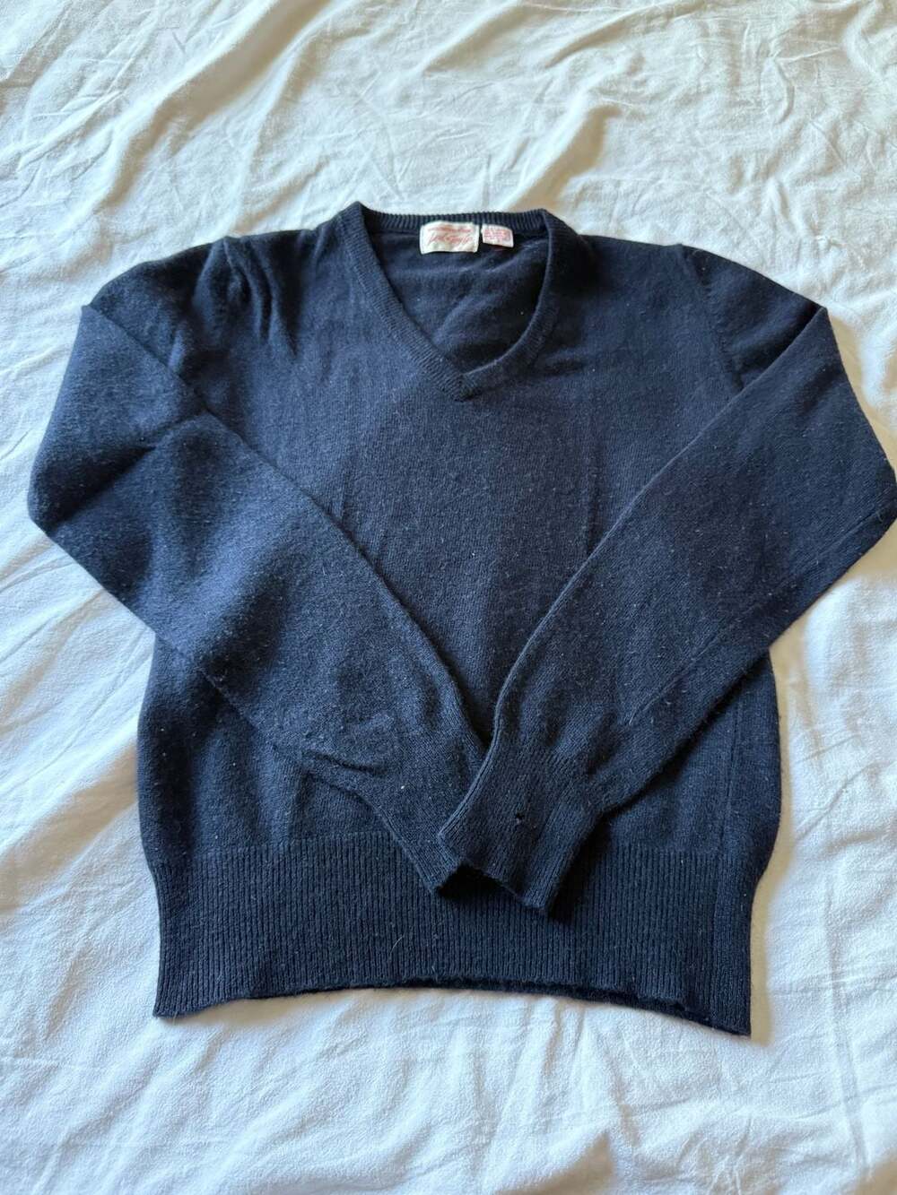 Lord & Taylor Vintage 100% Cashmere V-Neck Sweater Navy Blue Size S